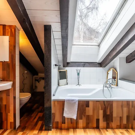 Alt Hischi Emanuel Old Chalet *